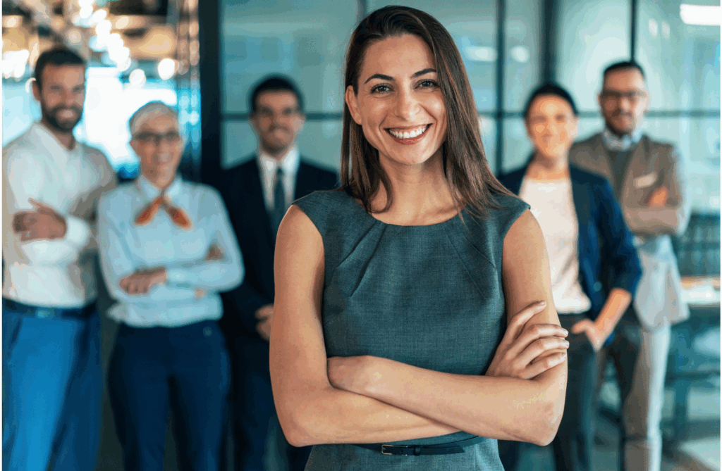 Equipe corporativa representando cultura ética alinhada à ISO 37002 canal de denúncias e boas práticas de compliance.